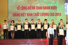 Lễ Trao Giải Hàng Việt Nam Chất Lượng Cao 2013 Tại TP HCM